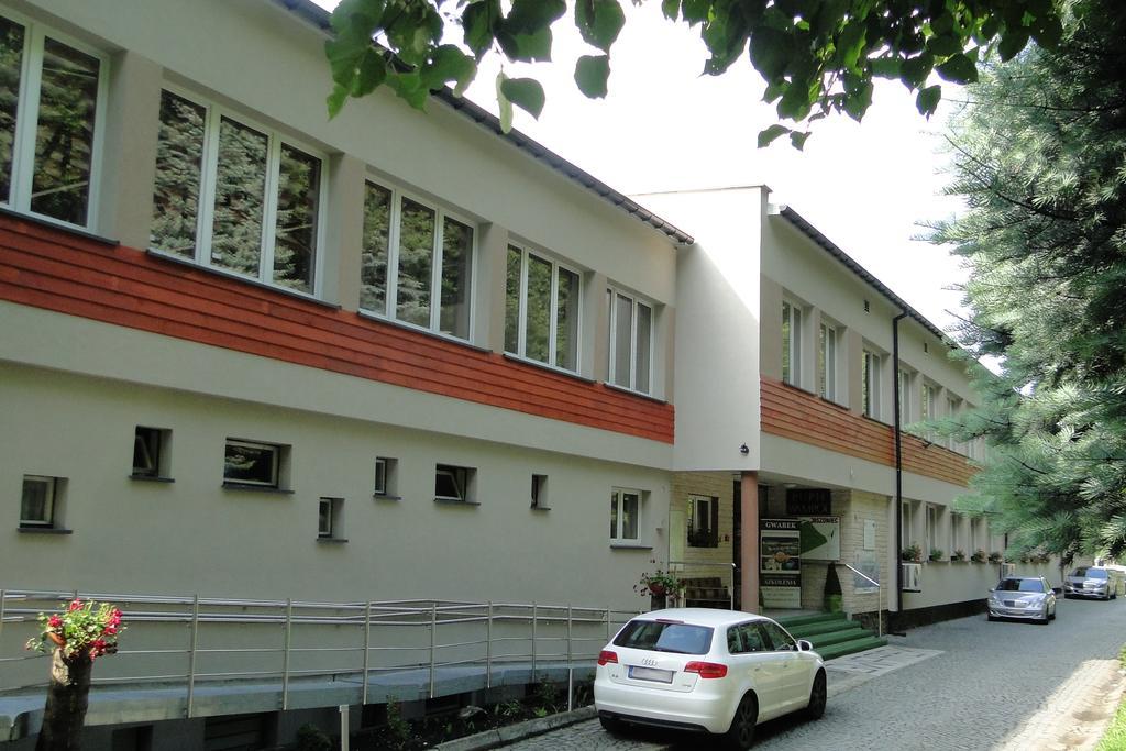 Gwarek Centrum Wypoczynkowe Ustroń Esterno foto
